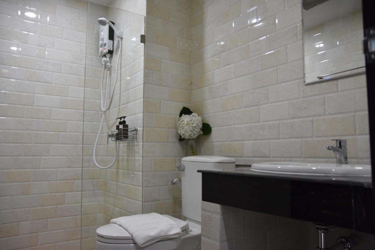 B And Y Residence Chiang Mai Bagian luar foto