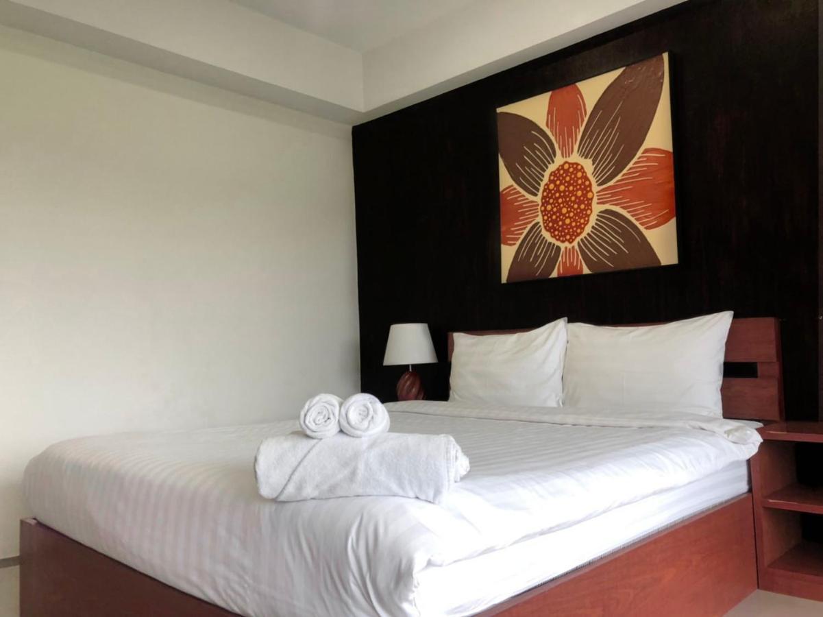 B And Y Residence Chiang Mai Bagian luar foto